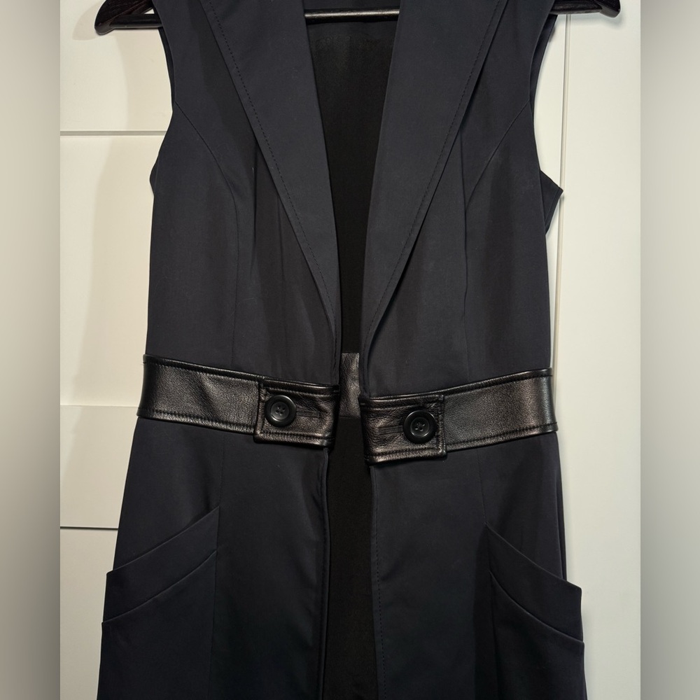 Designer vest - Picture 3 of 5